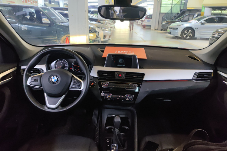 BMW X1 2019 #10 BMW X1 2019 immagine di auto #10