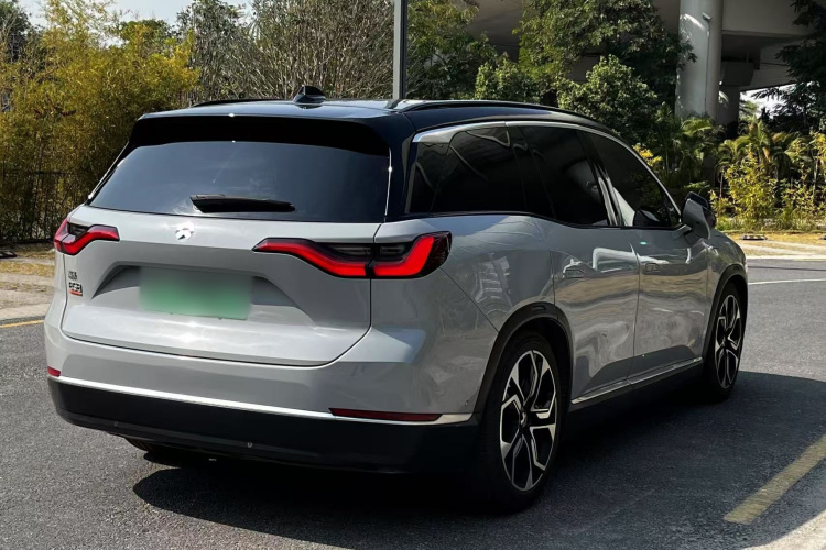 NIO ES8 2021 car image #10