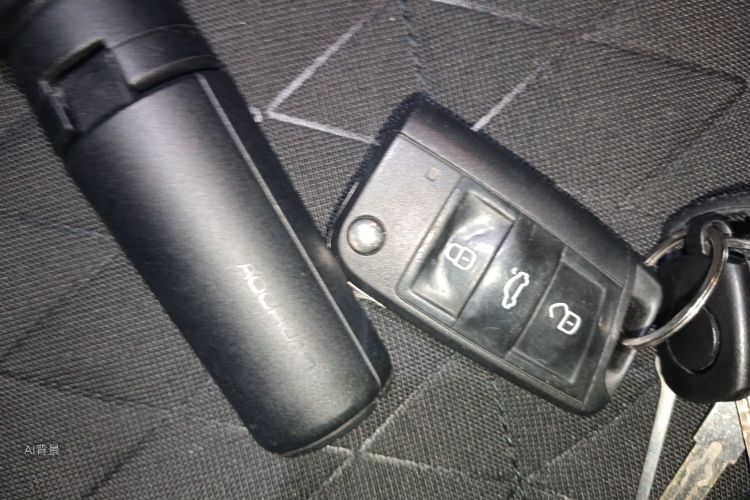 Skoda Karoq 2019 изображение автомобиля #10