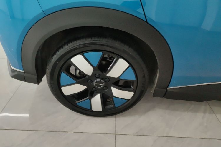 BYD Dolphin 2024 car image #10