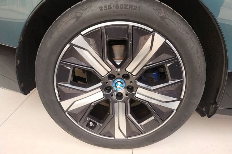 BMW iX 2023 #10 BMW iX 2023 car image #10