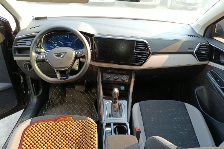 VS5 2024 immagine di auto #10