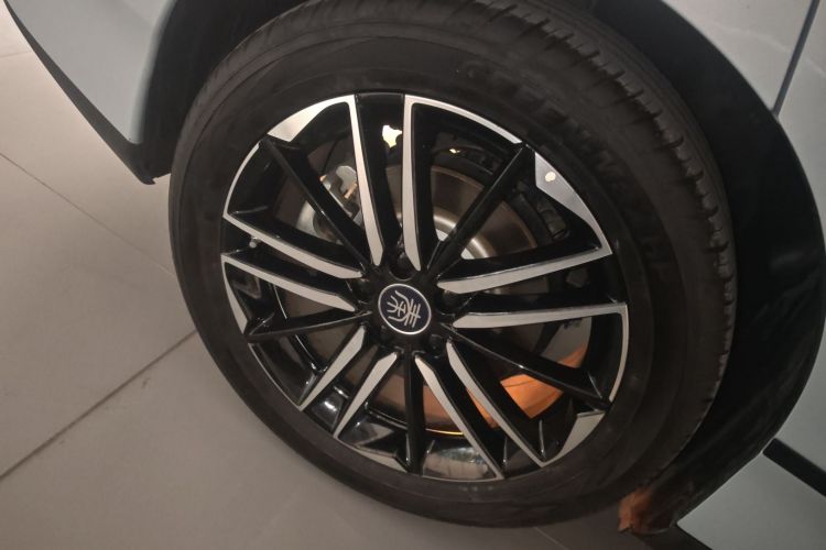 BYD Qin L 2025 car image #10