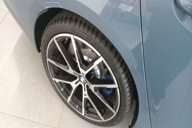 BMW 8 Series 2021 #10 BMW 8 Series 2021 car image #10