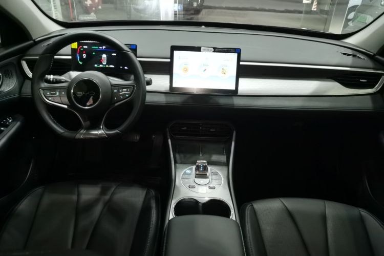 BYD Seal 05 DM-i 2025 #10 BYD Seal 05 DM-i 2025 car image #10