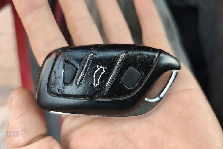 Roewe RX3 2019 изображение автомобиля #10