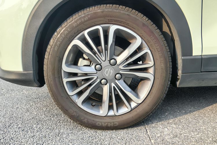 零跑汽车 零跑T03 2024 汽车图片 #10