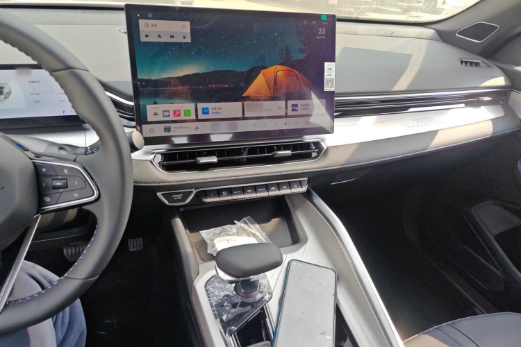Preface 2025 car image #10