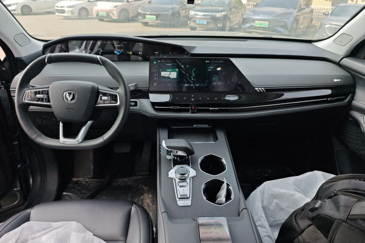 Changan UNI-K 2025 car image #10