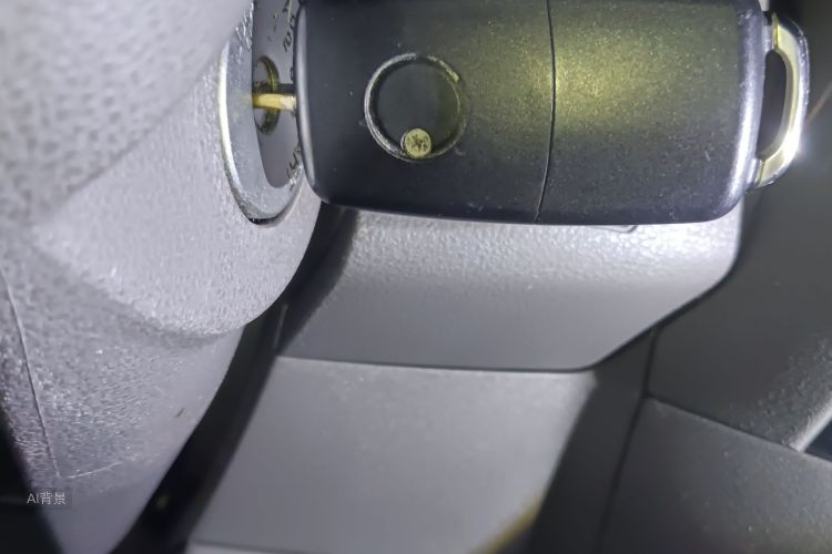 Nissan Sunny 2013 #10 Nissan Sunny 2013 car image #10
