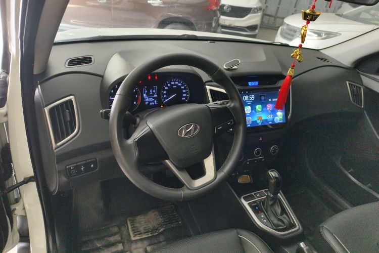 Hyundai ix25 2016 car image #10