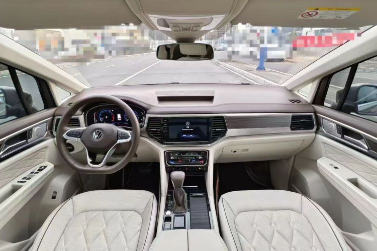 Volkswagen Viloran 2020 car image #10