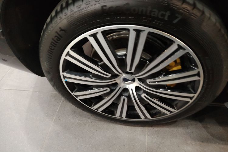 Denza N9 2025 #10 Denza N9 2025 صورة سيارة #10