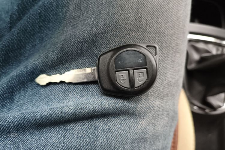 铃木 启悦 2016 汽车图片 #10