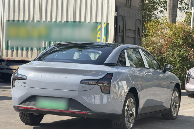 Xpeng MONA M03 2025 car image #10