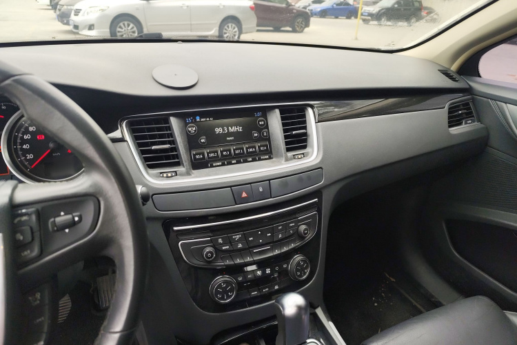Peugeot 508 2015 car image #10