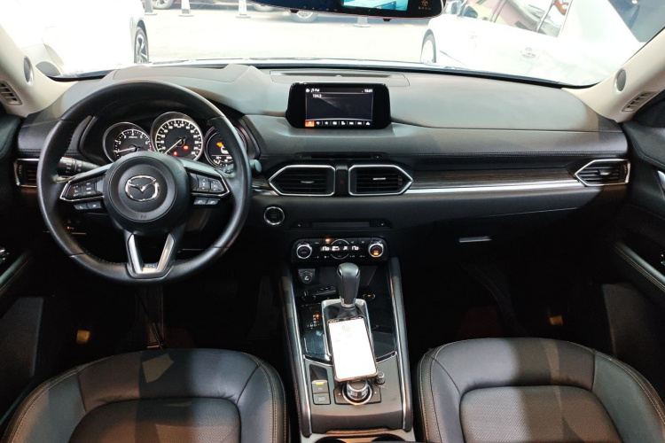 Mazda CX-5 2019 car image #10