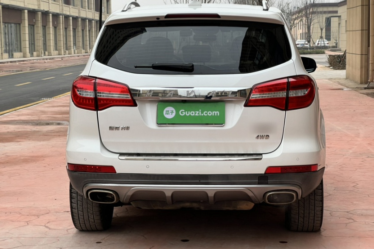 Haval H8 2018 car image #10