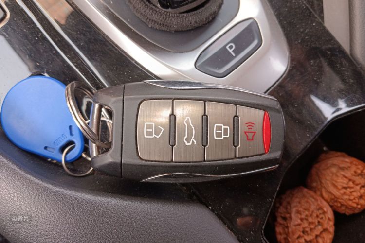 Haval F7x 2020 #10 Haval F7x 2020 car image #10