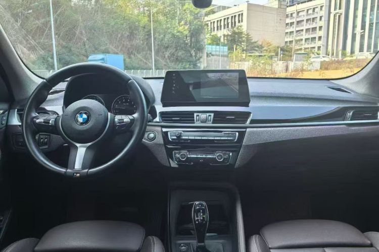 BMW X1 2021 immagine di auto #10