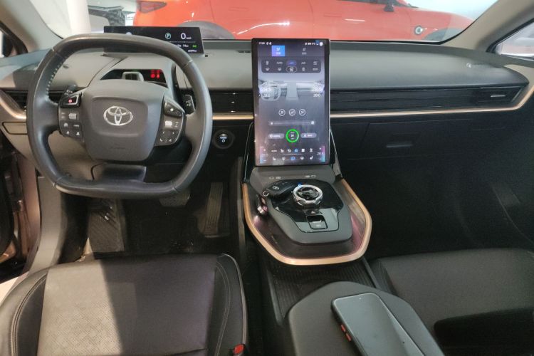 Toyota bZ3 2023 immagine di auto #10