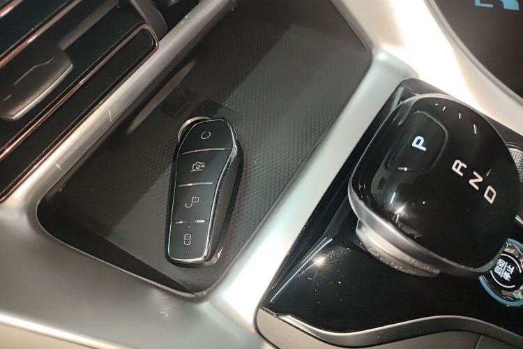 BYD Song Pro New Energy 2023 #10 BYD Song Pro New Energy 2023 car image #10