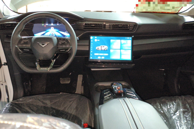 Kaiyi Kunlun 2025 #10 Kaiyi Kunlun 2025 car image #10