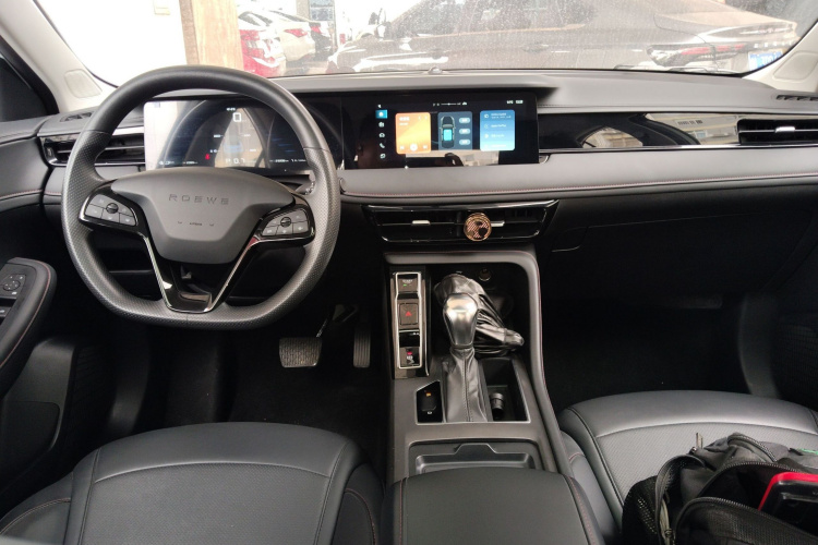 Roewe i5 2024 #10 Roewe i5 2024 car image #10