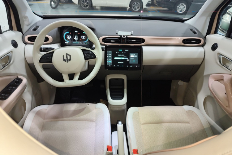 零跑汽车 零跑T03 2023 汽车图片 #10