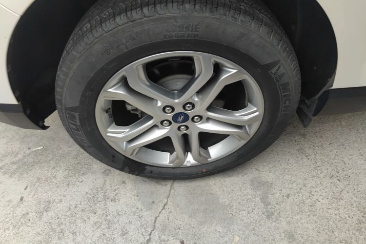 Ford Edge 2018 #10 Ford Edge 2018 صورة سيارة #10