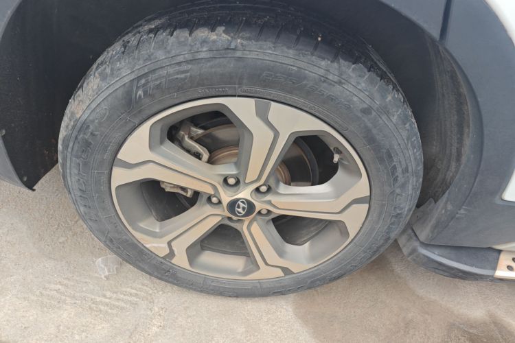Hyundai Santa Fe 2019 #10 Hyundai Santa Fe 2019 car image #10