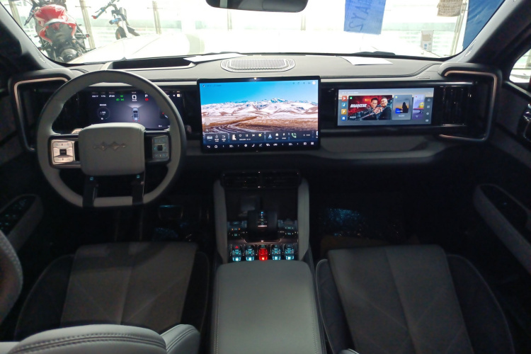 FangChengBao Leopard 5 2025 car image #10