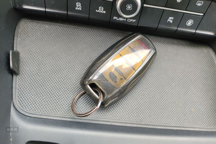 Haval F7 2018 car image #10