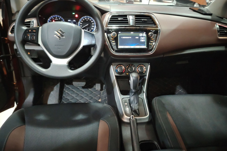 铃木 骁途 2017 汽车图片 #10