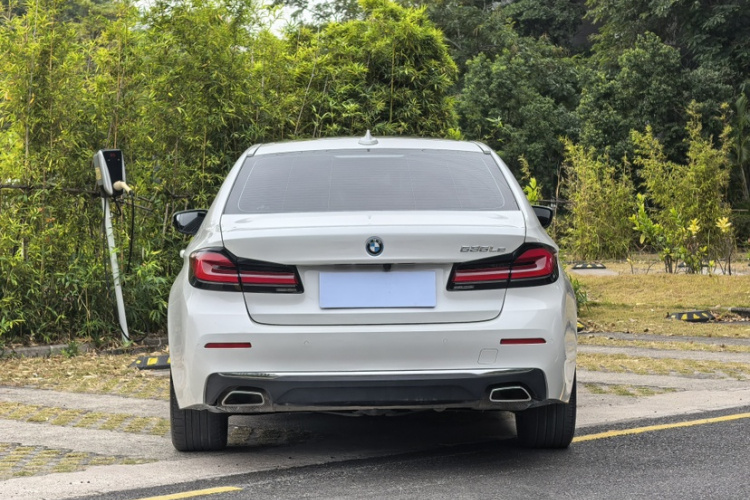 BMW 5 Series New Energy 2021 car image #10