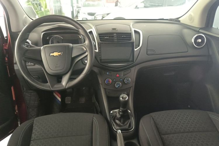 Chevrolet Tracker 2016 #10 Chevrolet Tracker 2016 immagine di auto #10