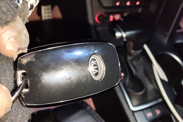 Kia KX5 2016 صورة سيارة #10