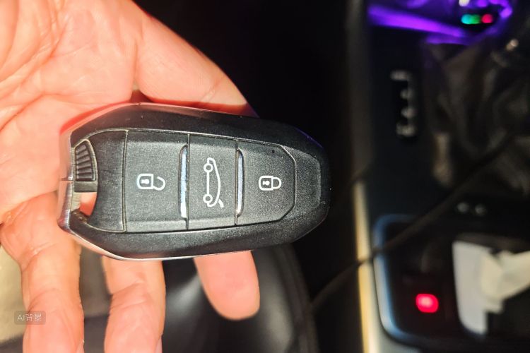 Citroen C4L 2017 #10 Citroen C4L 2017 car image #10