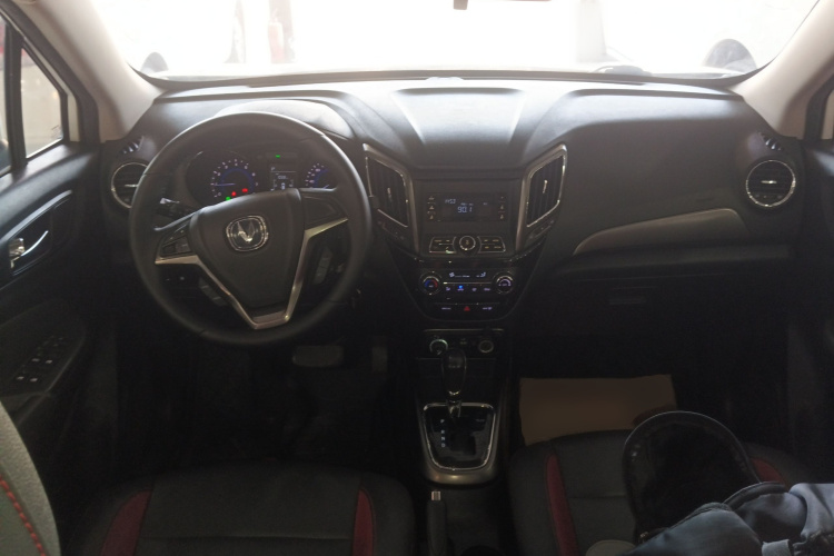 Changan CS15 2017 immagine di auto #10