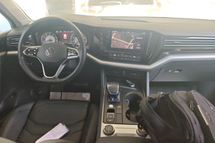 Volkswagen Touareg 2020 car image #10