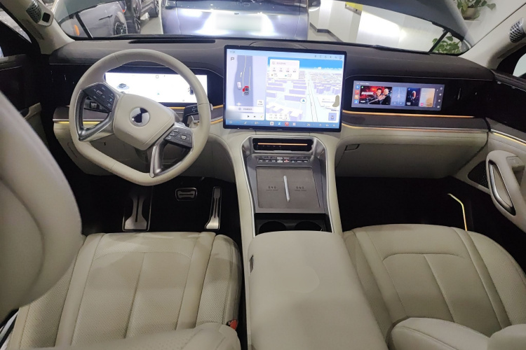 Denza N9 2025 immagine di auto #10