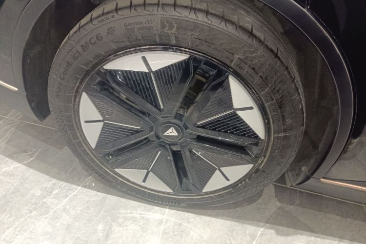 Deepal SL03 2023 #10 Deepal SL03 2023 car image #10