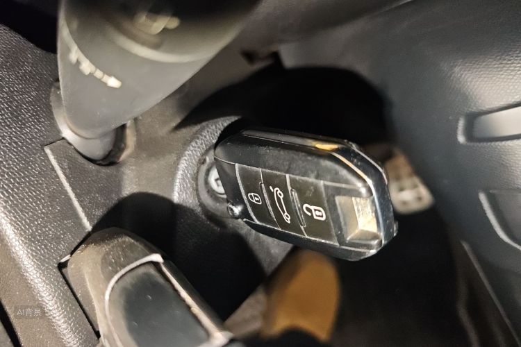 标致 标致308S 2015 汽车图片 #10