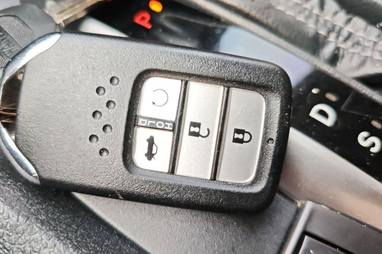 Honda Civic 2021 #10 Honda Civic 2021 car image #10