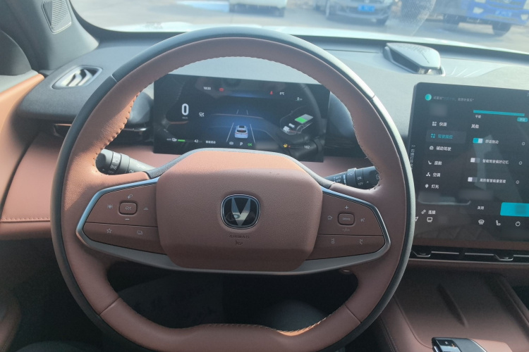 Changan UNI-Z PHEV 2024 car image #10