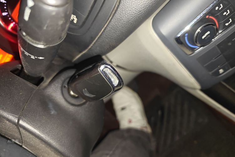 Citroen C5 2015 car image #10