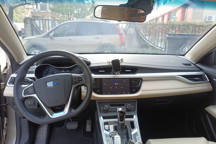 GEELY Emgrand 2018 #10 GEELY Emgrand 2018 car image #10