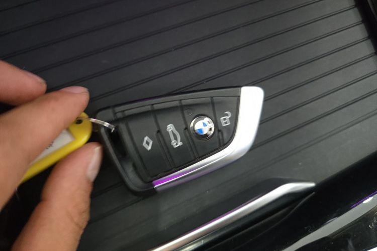 BMW iX3 2022 #10 BMW iX3 2022 صورة سيارة #10