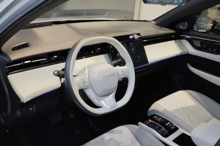 Honda e:NS2 2024 #10 Honda e:NS2 2024 immagine di auto #10
