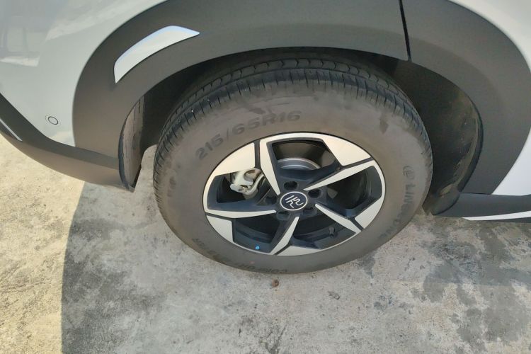 BYD YuanUP 2025 car image #10